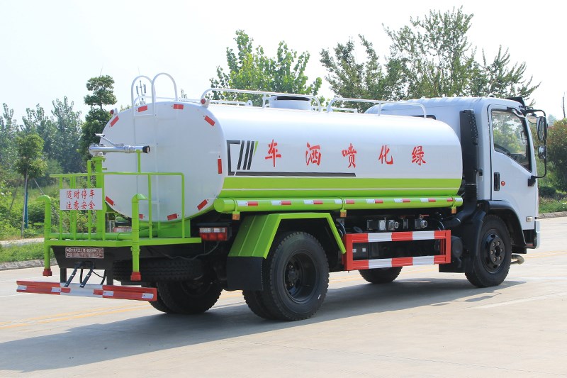 【国六】 9.2吨大福瑞卡 洒水车