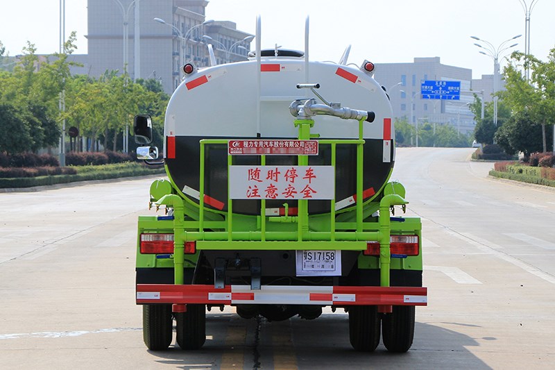 【国六】东风小多利卡 5方 洒水车