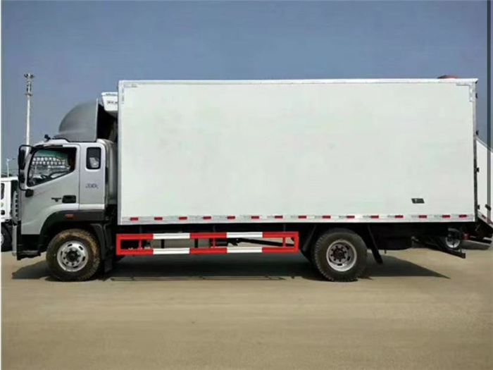 福田欧马可S5 6.6米冷藏车-国六-