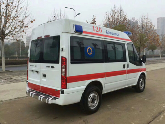 福特新世代V348短轴中顶救护车